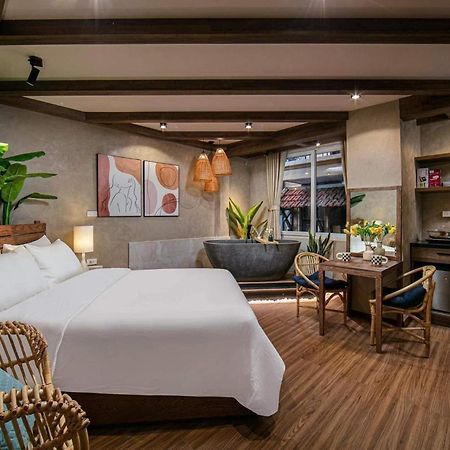 The Grand Diamond C Thanh Nhan Hanoi Room photo