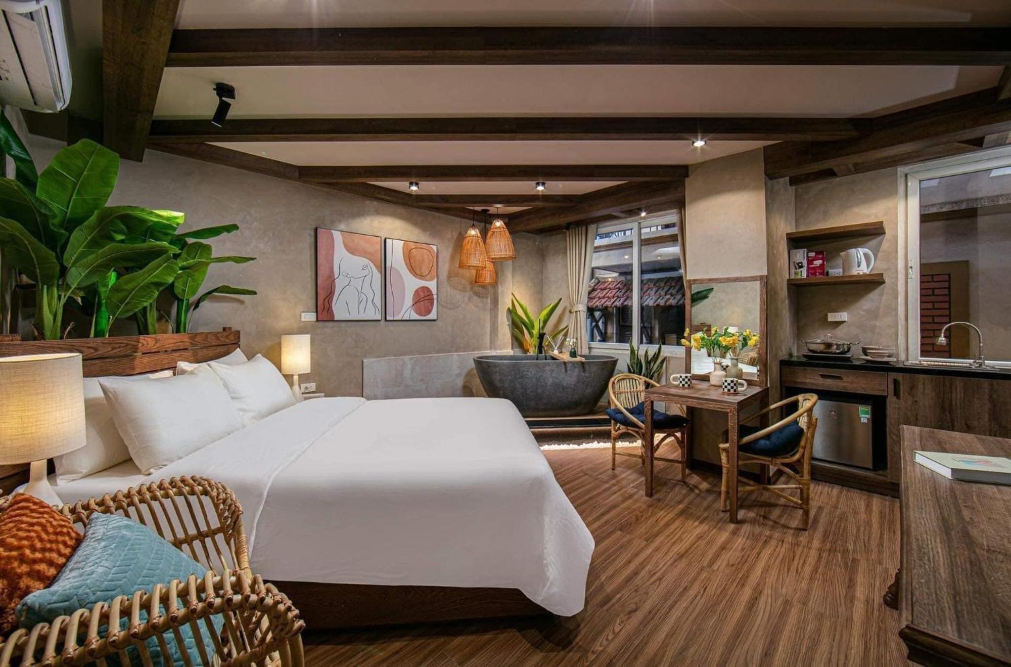 The Grand Diamond C Thanh Nhan Hanoi Room photo